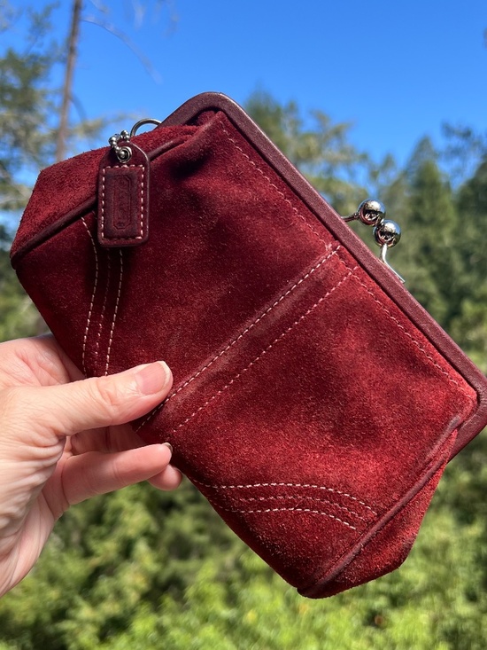 Coach Handbags - COACH VINTAGE Burgundy Suede KissLock Clutch Pouch Wallet Purse Silver Hardware